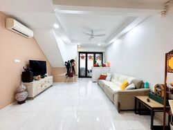 Shunfu Road (D20), Terrace #564394411